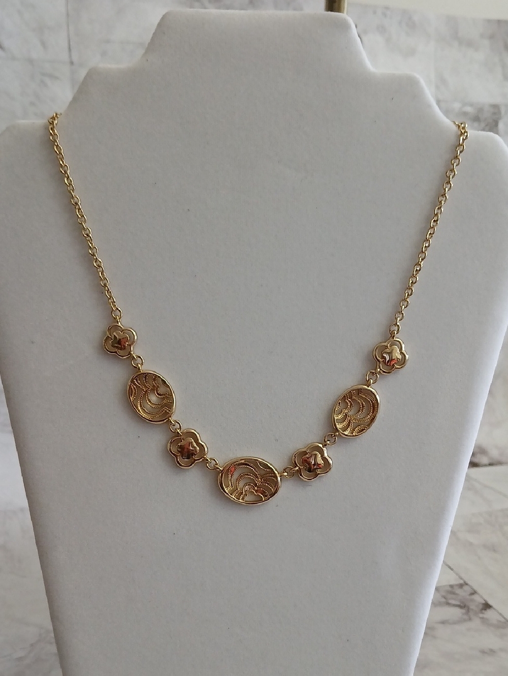 Liz Claiborne Gold Floral Medallion Necklace